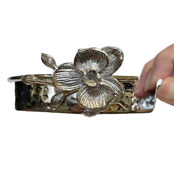 Verdici Design Silver Tone Flower Coaster Holder 4 Coasters Floral Shiny Italian - Picture 5 of 16